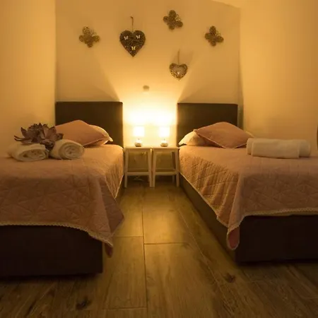 Hébergement de vacances Jomi Kaštel Novi